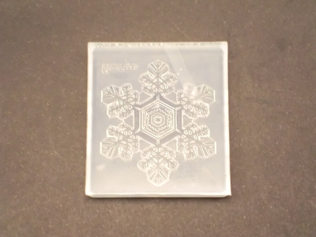 画像: 【クリスマスに！】シリコンモールド　雪の結晶プレートLL