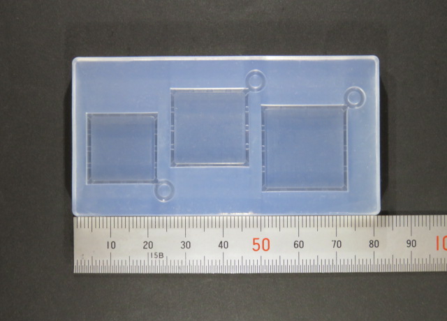画像1: シリコン製型抜き　スクエアルミール皿型(中)(C-594ボックス型中対応)