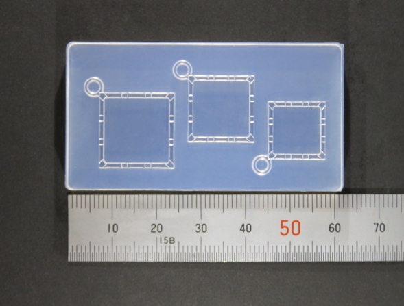 画像: シリコン製型抜き　スクエアルミール皿型(小)(C-593ボックス型小対応)